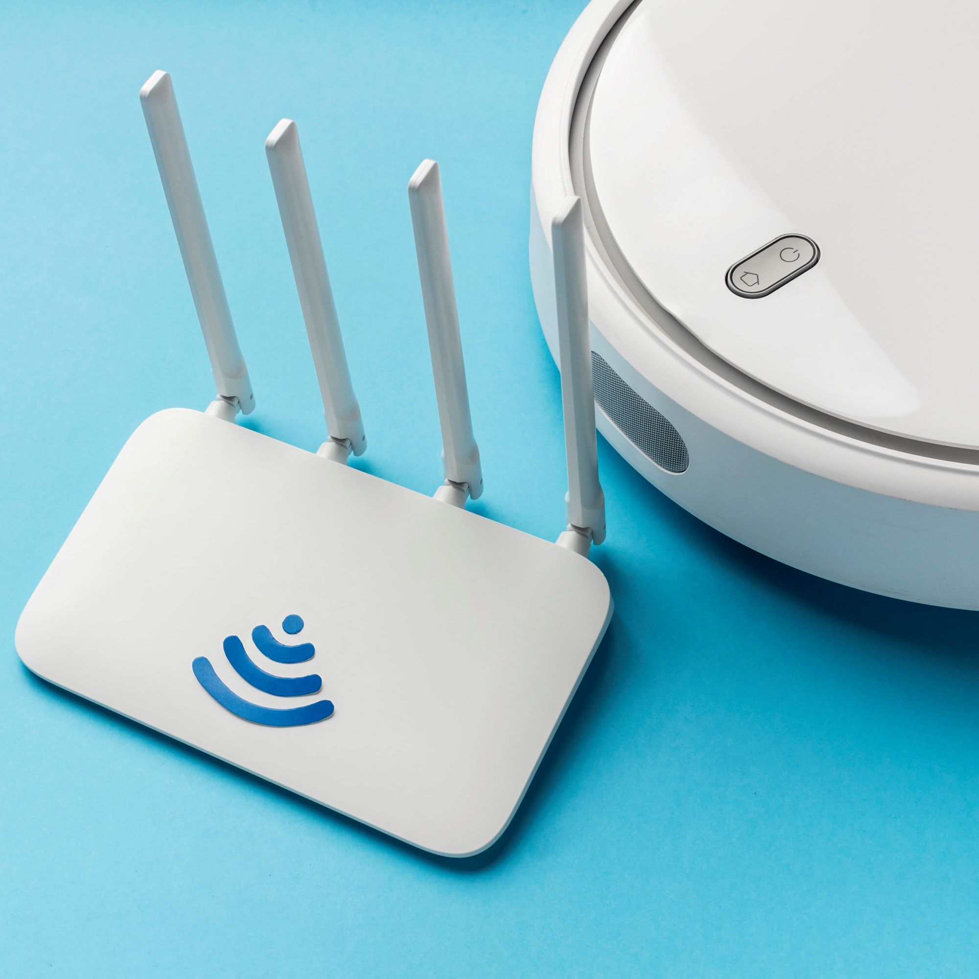 high-angle-wi-fi-router-with-vacuum-cleanert